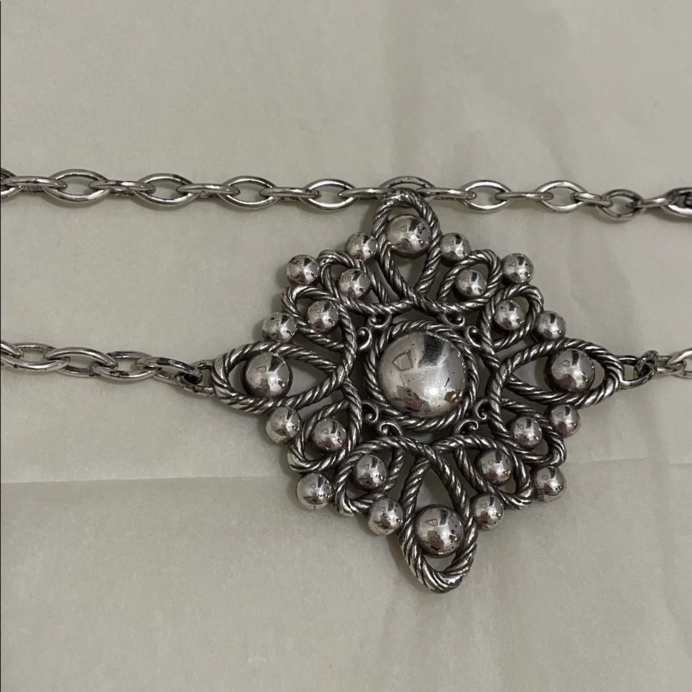 Double sided Silver-Tone Decorative Chain Belt with Filigree Medallion